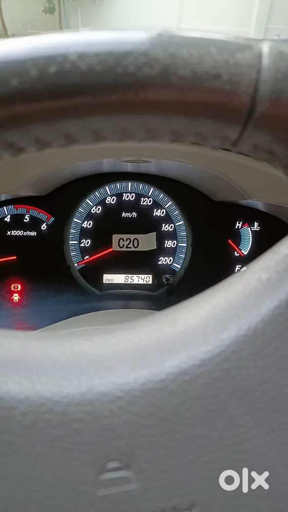 Toyota Innova 2013 Diesel Well Maintained