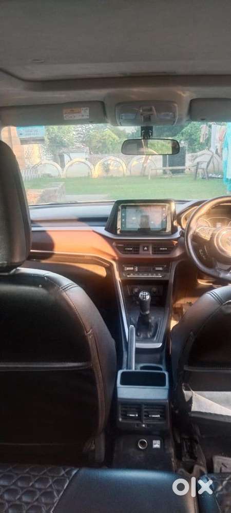 Brand New Maruti Suzuki Vitara Brezza 2024 Petrol Good Condition