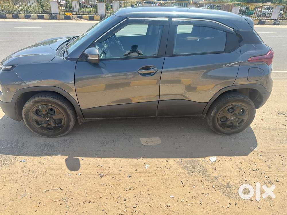 Tata Punch 1.2 Revotron Adventure Camo Rhythm Amt, 2023, Petrol