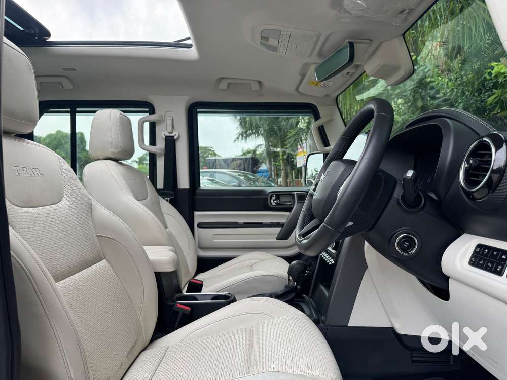 Mahindra Thar Roxx Ax7 L Petrol At 2wd, 2026, Petrol