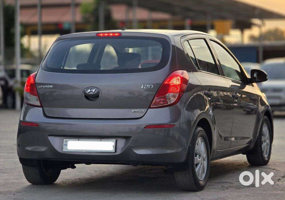 Hyundai I20 Sportz 1.2 Bs-iv, 2013, Petrol