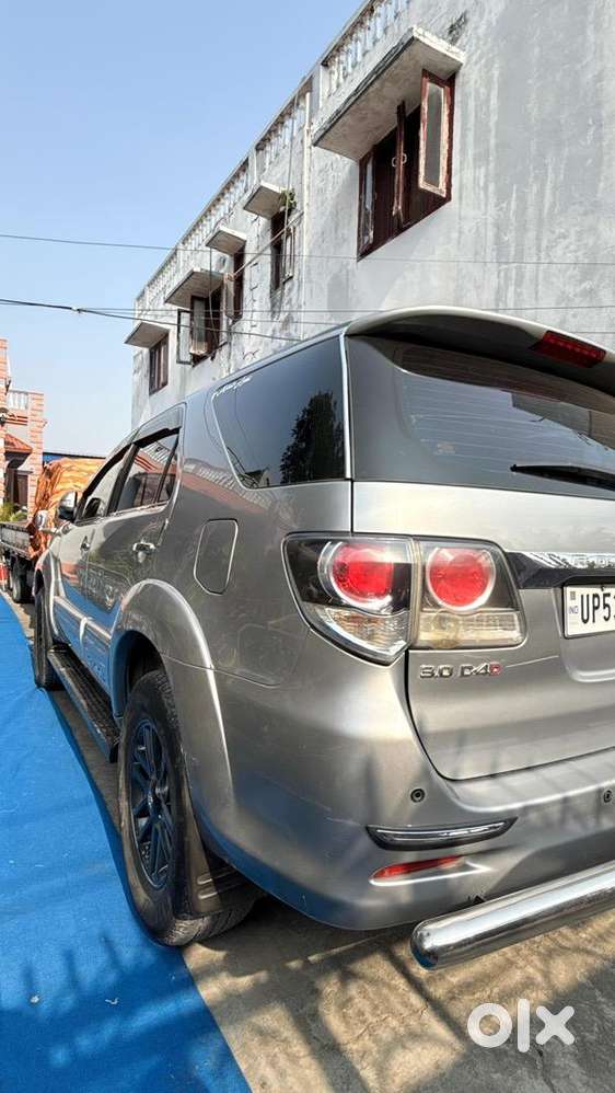 Toyota Fortuner 2015