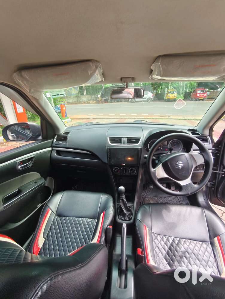 Maruti Suzuki Swift Vxi + Manual, 2017, Petrol