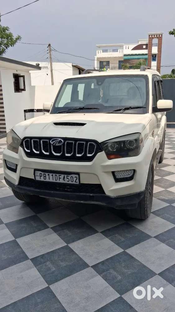 Mahindra Scorpio 2015 Diesel 122000 Km Driven