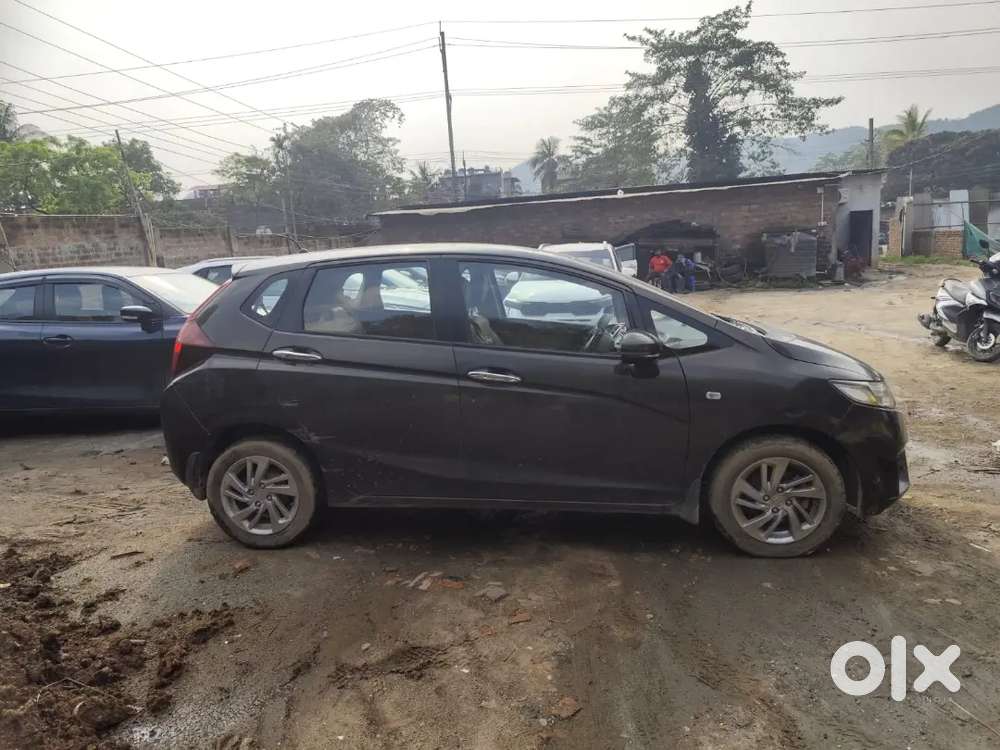 Honda Jazz 1.2 V Cvt I-vtec (2018) For Sale In Excellent Condition