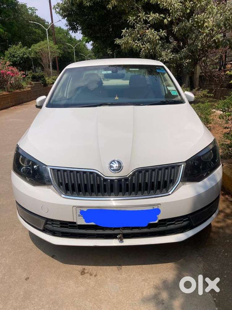 Skoda Rapid Style 1.0 Tsi Mt