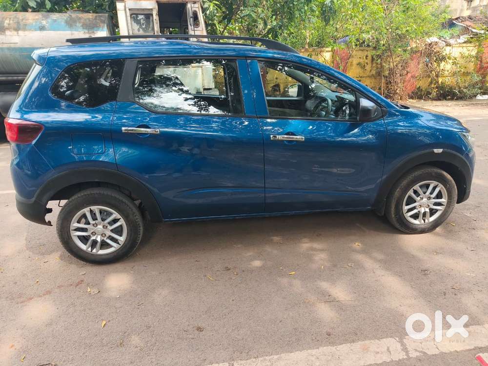 Renault Triber Rxz, 2022, Petrol