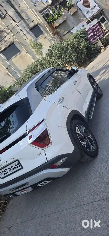 Creta Sx Optional Auto Topend Show Room Track