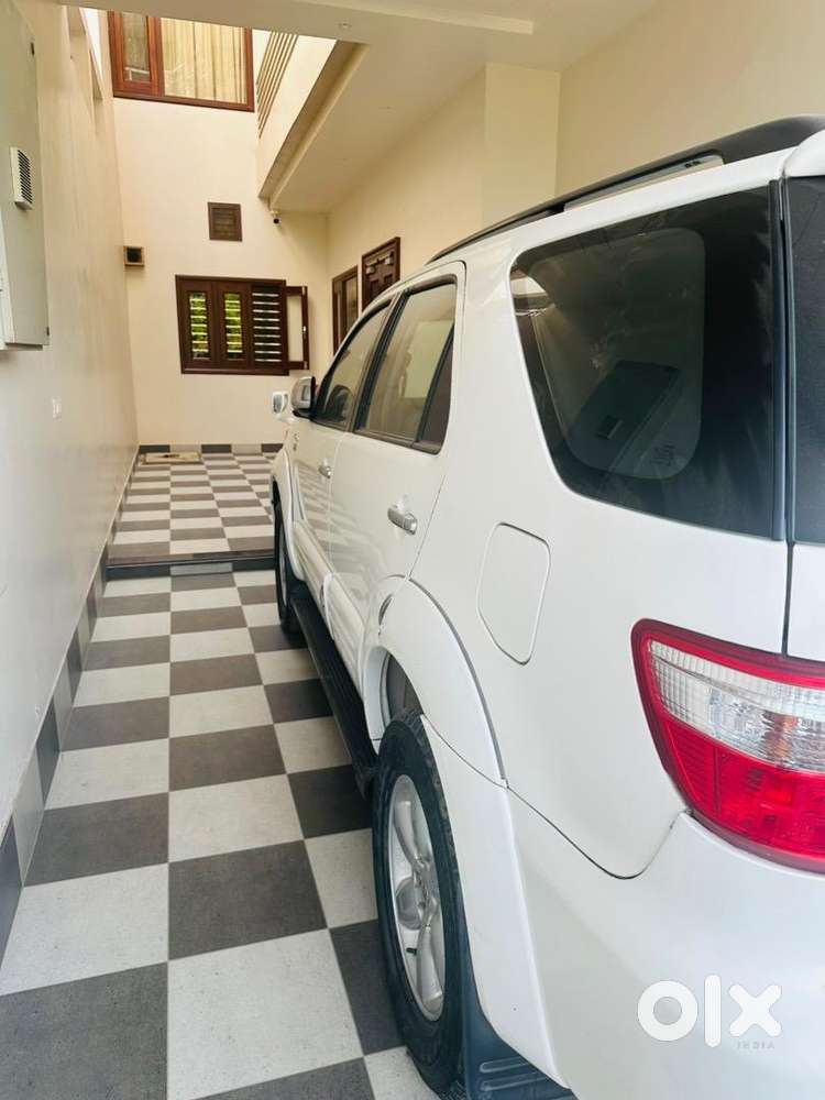 Toyota 2011 Diesel Manual Car