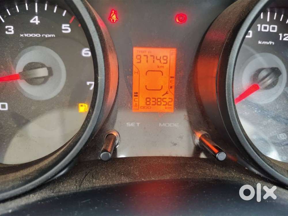 Mahindra Tuv 300 T6 Plus, 2017, Diesel