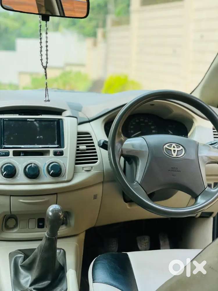 Toyota Innova 2013 Diesel Intercooler Engine Well Maintained