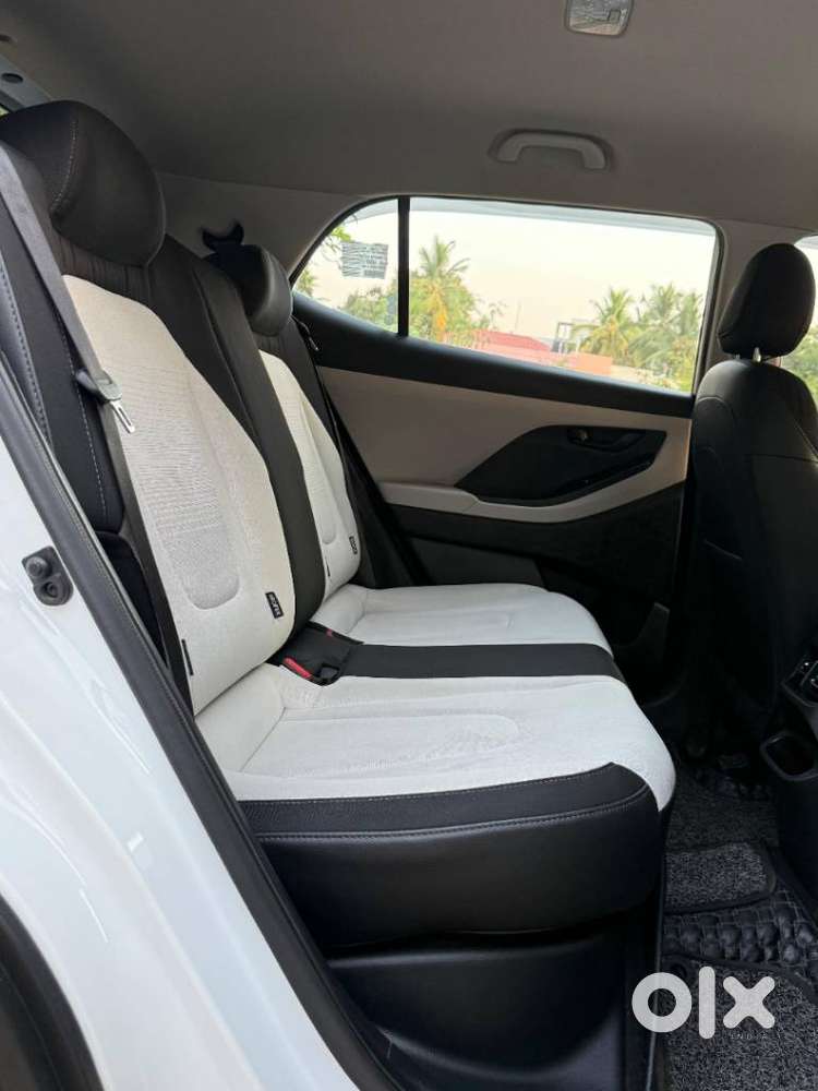 Hyundai Creta Ex Mt, 2023, Petrol