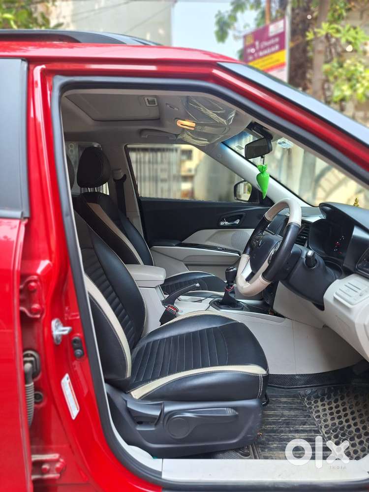 Mahindra Xuv300 W8 Diesel, 2024, Diesel