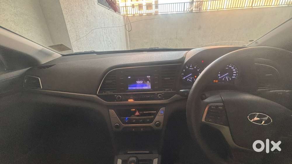 Hyundai Elantra Petrol 2018