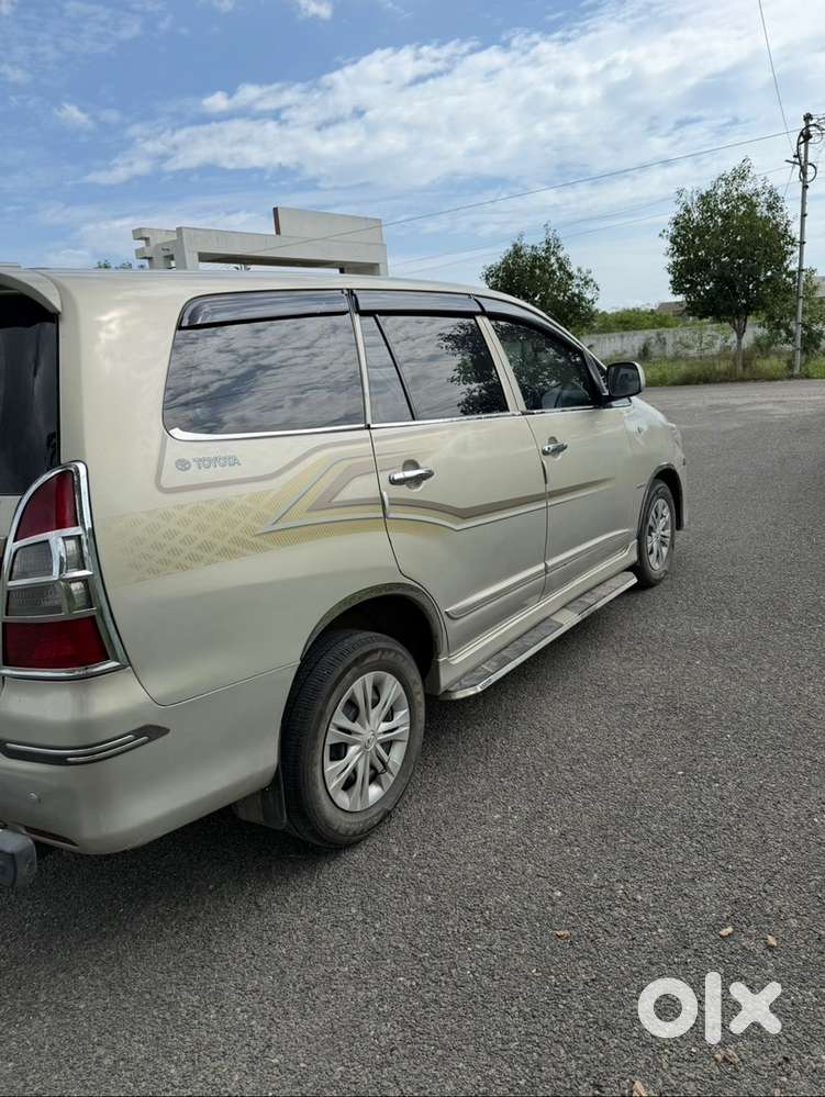 Toyota Innova Diesel 2015 Model