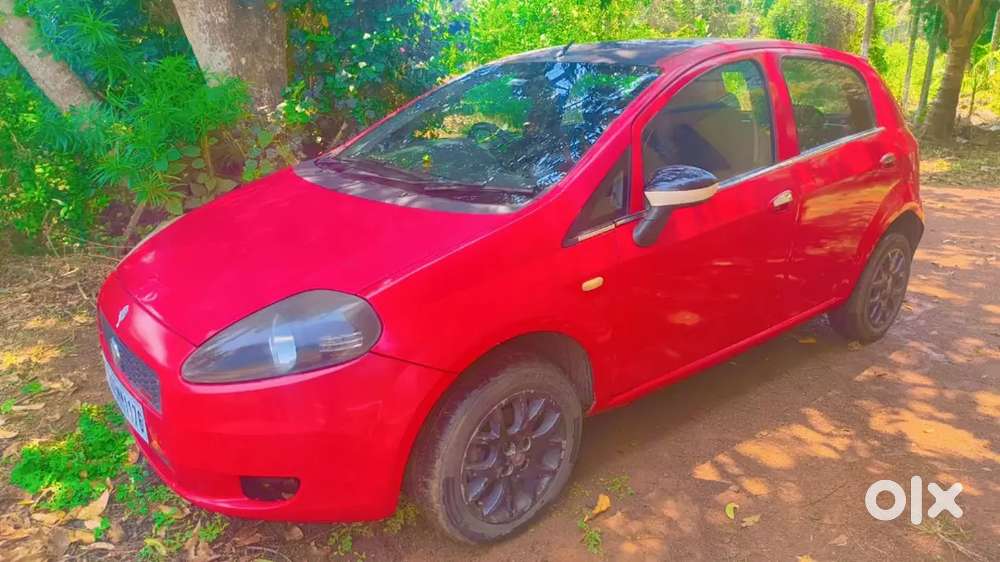 Fiat Grand Punto 2012 Diesel 145000 Km Driven
