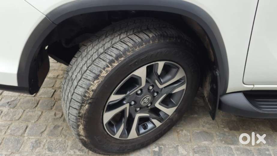 Toyota Fortuner Legender 4x4 At 2.8, 2024, Diesel