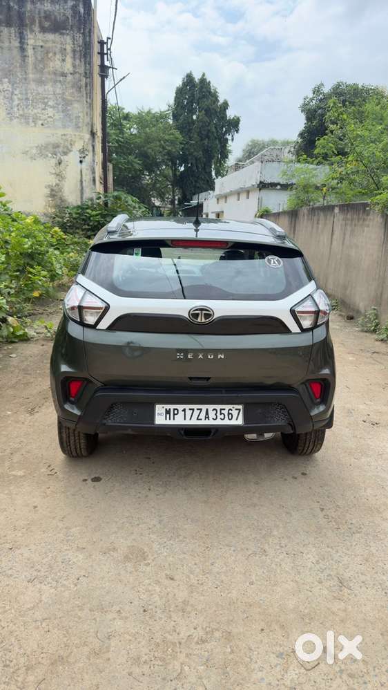 Tata Nexon Petrol 37400 Km Driven