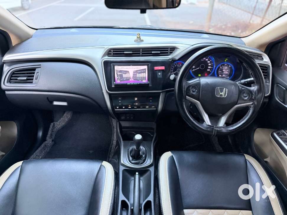 Honda City I-vtec V, 2015, Petrol