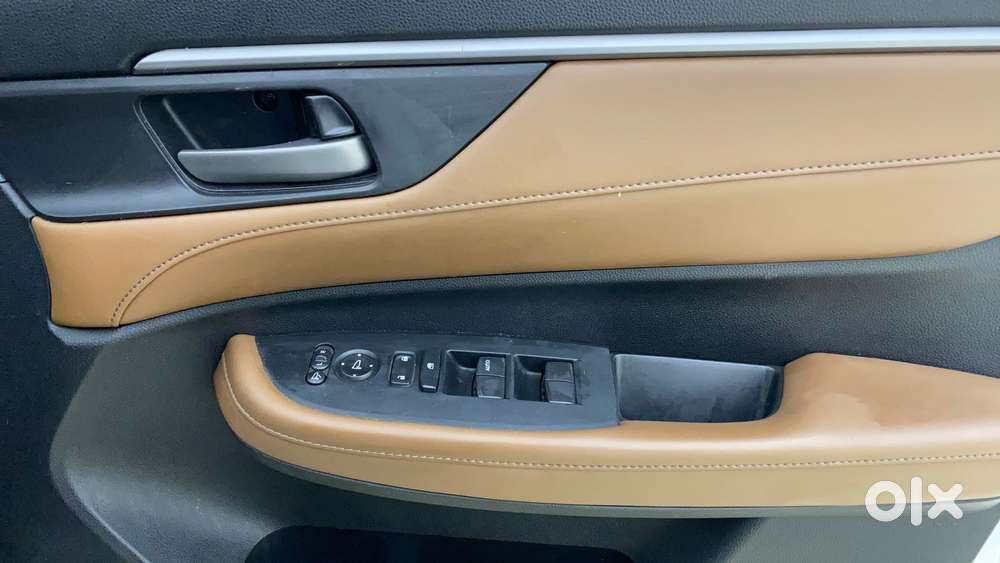 Honda Elevate Zx Cvt, 2023, Petrol