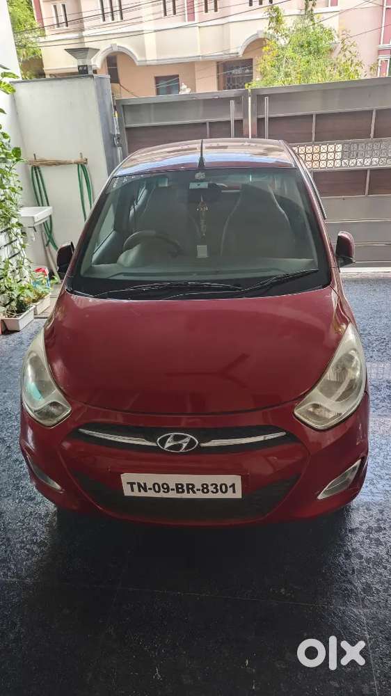 Hyundai I10 Sportz At (automatic) – Well Maintained  65,000 Km