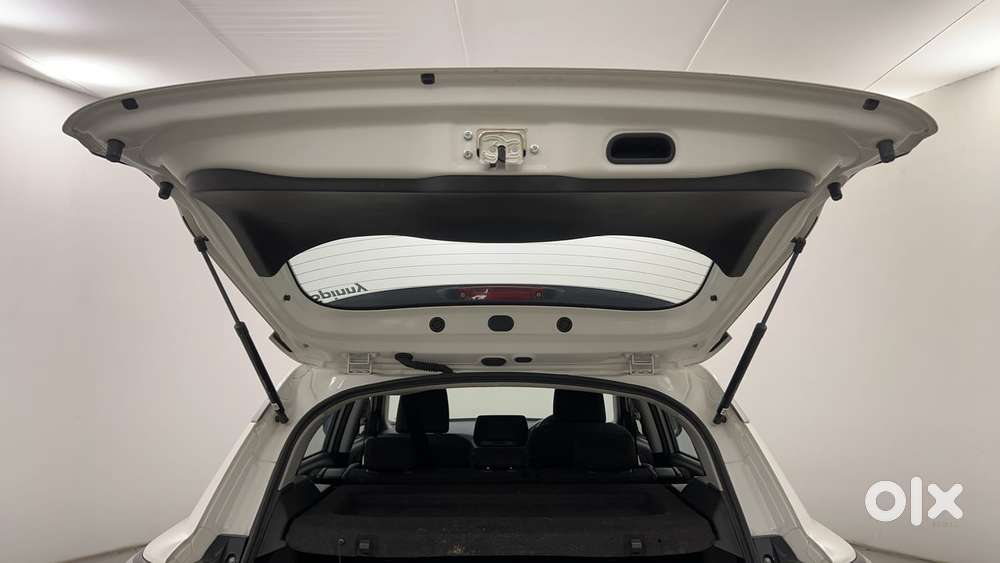 Maruti Suzuki Grand Vitara 1.5 Delta Smart Hybrid, 2025, Petrol