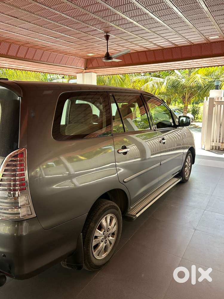 Toyota Innova Diesel 2009 Year