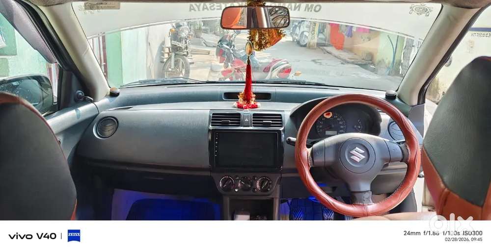 Maruti Suzuki Dzire 2016 Very Good Condistion New Tyre Full Condistion