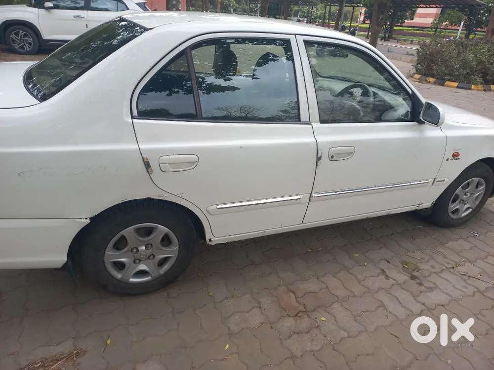 Hyundai Accent October 2011 (cng)