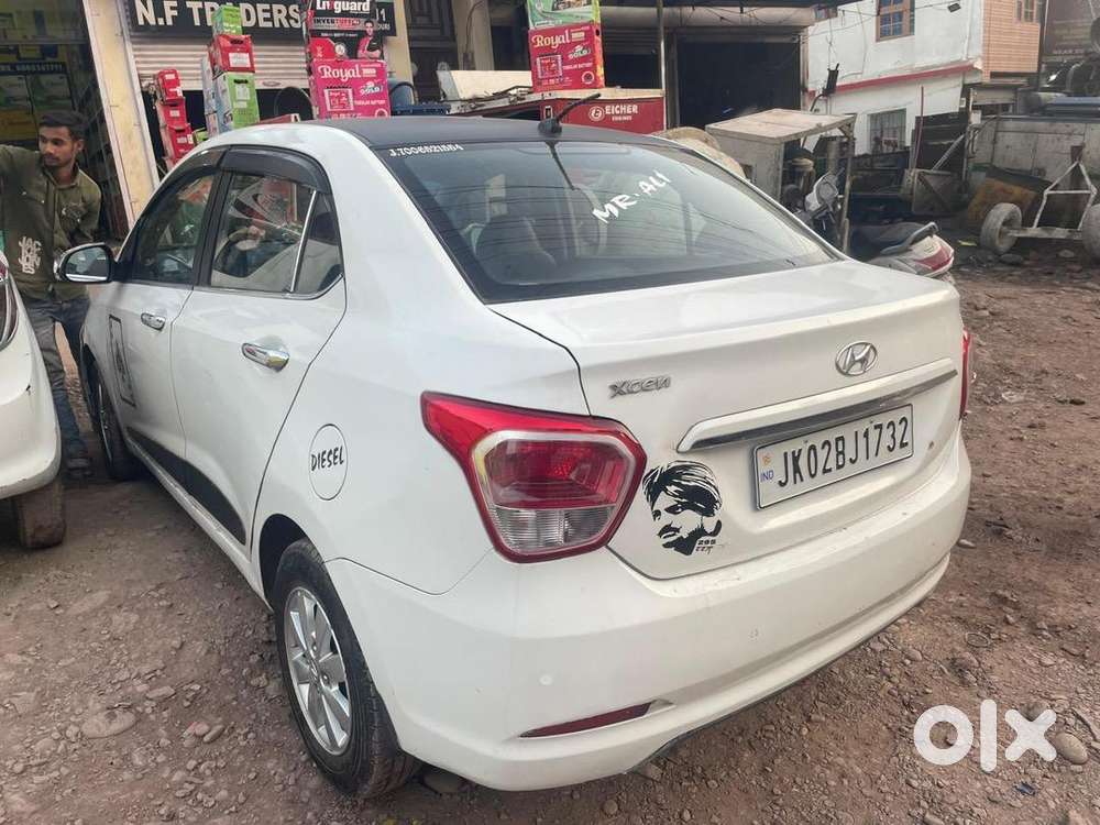 Hyundai Xcent 2014 Diesel Well Maintained