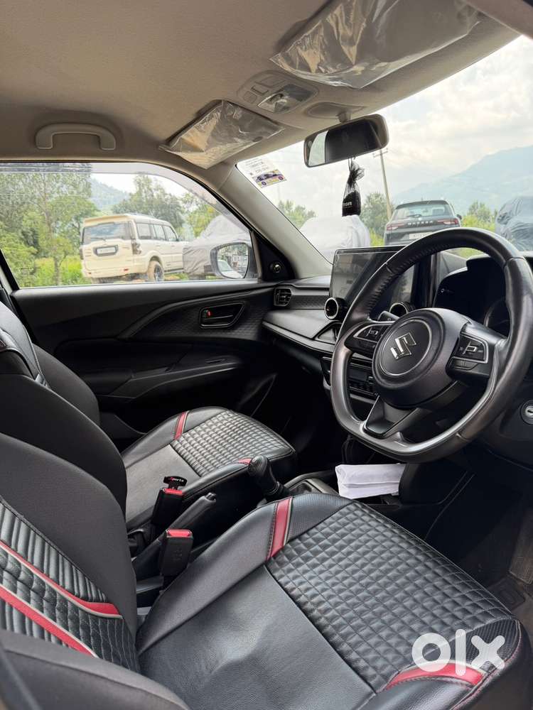 Maruti Suzuki Swift Petrol 2025