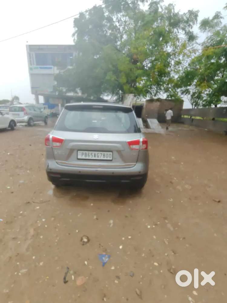 Maruti Suzuki Brezza 2016