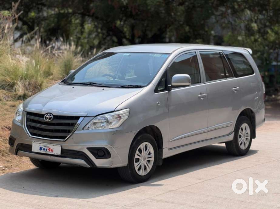 Toyota Innova 2.5 G (diesel) 7 Seater Bs Iv, 2016, Diesel