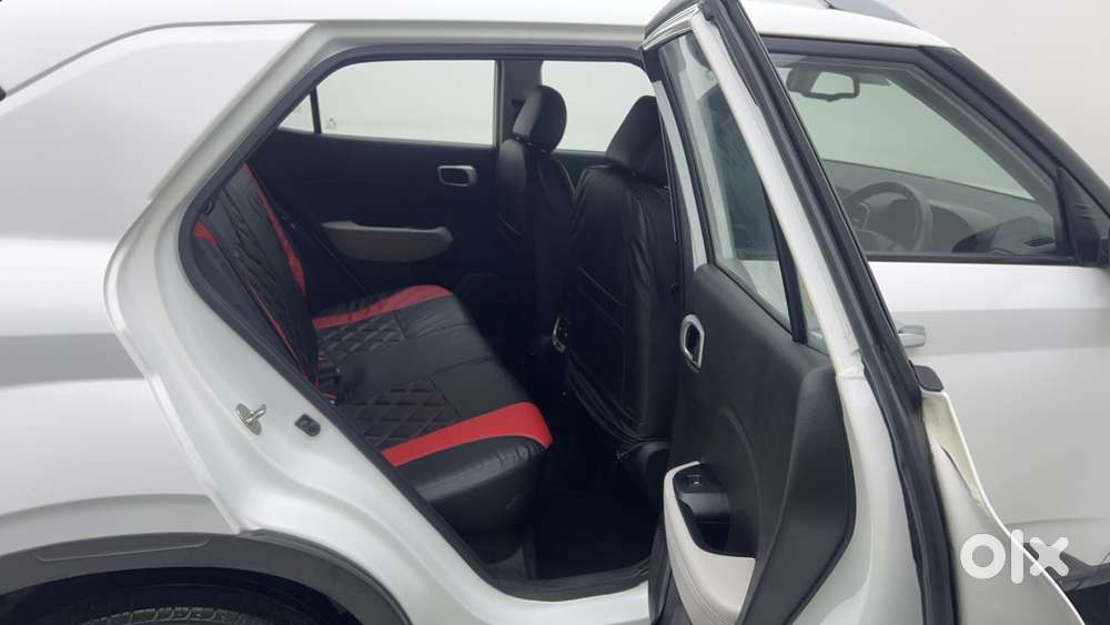 Hyundai Venue 1.0 Sx (o) Turbo Dct, 2023, Petrol