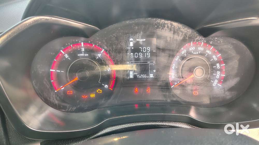 Mahindra Xuv300 W6 Diesel, 2022, Diesel