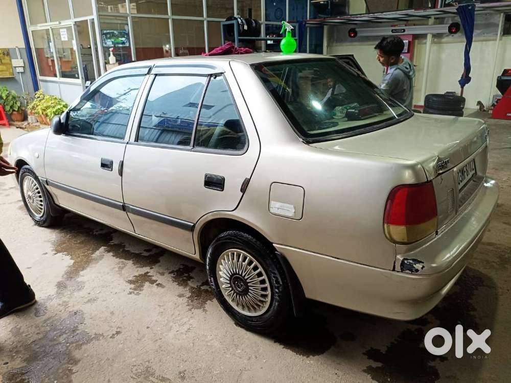 Esteem Gold Lxi