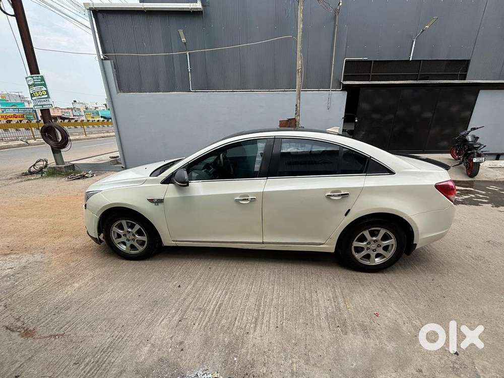 Chevrolet Cruze 2010 Diesel Well Maintained