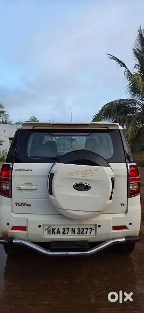 Mahindra Tuv 300 1.5 T8 2017