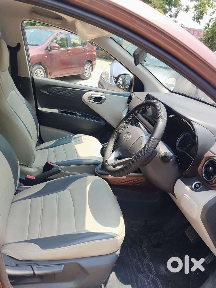 Hyundai Aura Sx Plus Automatic, 2022, Petrol