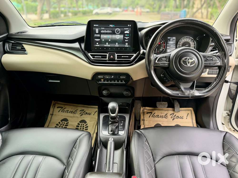 Toyota Glanza V Cvt, 2023, Petrol