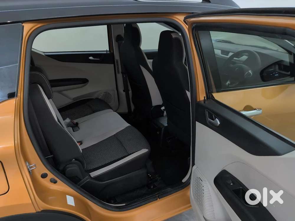 Renault Triber 1.0 Rxz Dual Tone, 2022, Petrol
