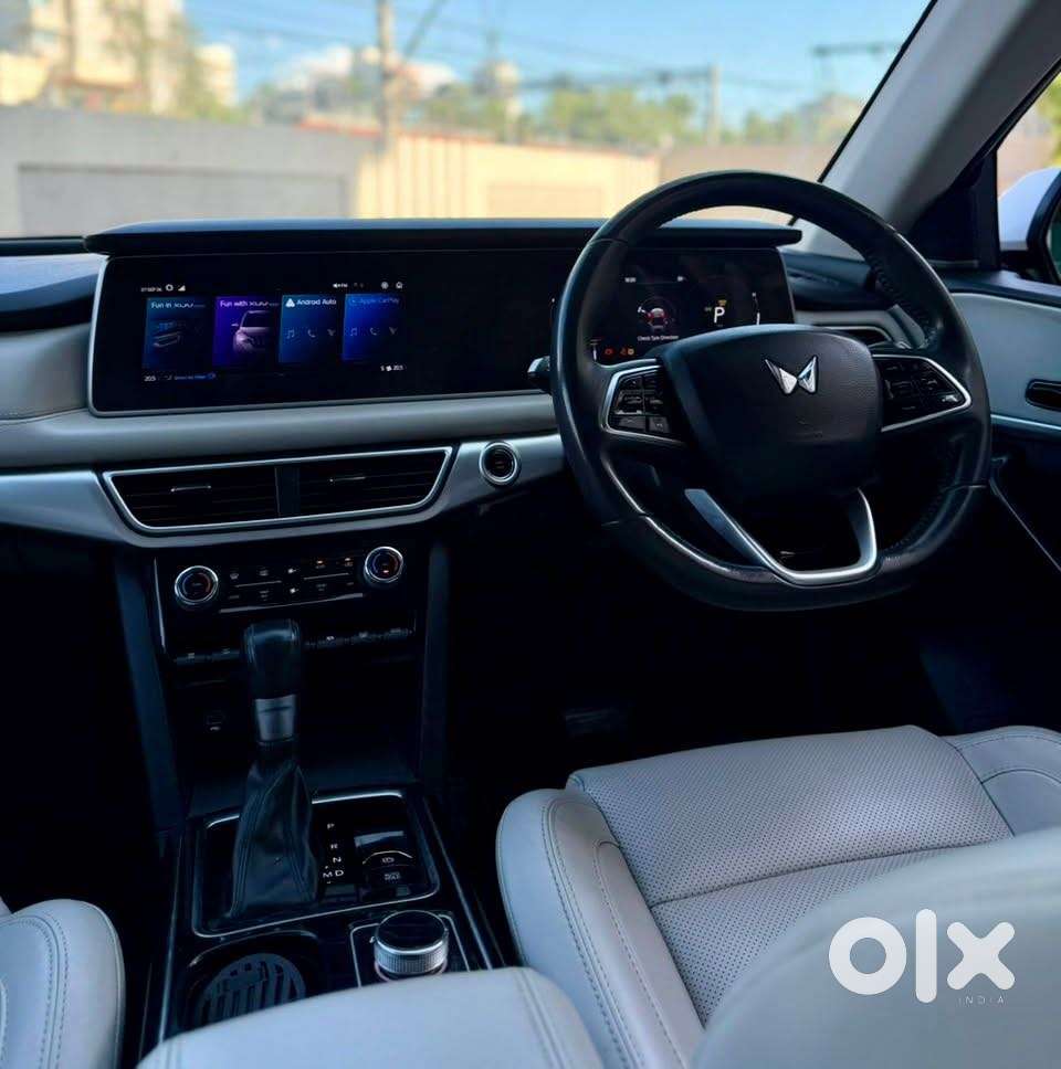 Mahindra Xuv700, 2022, Diesel