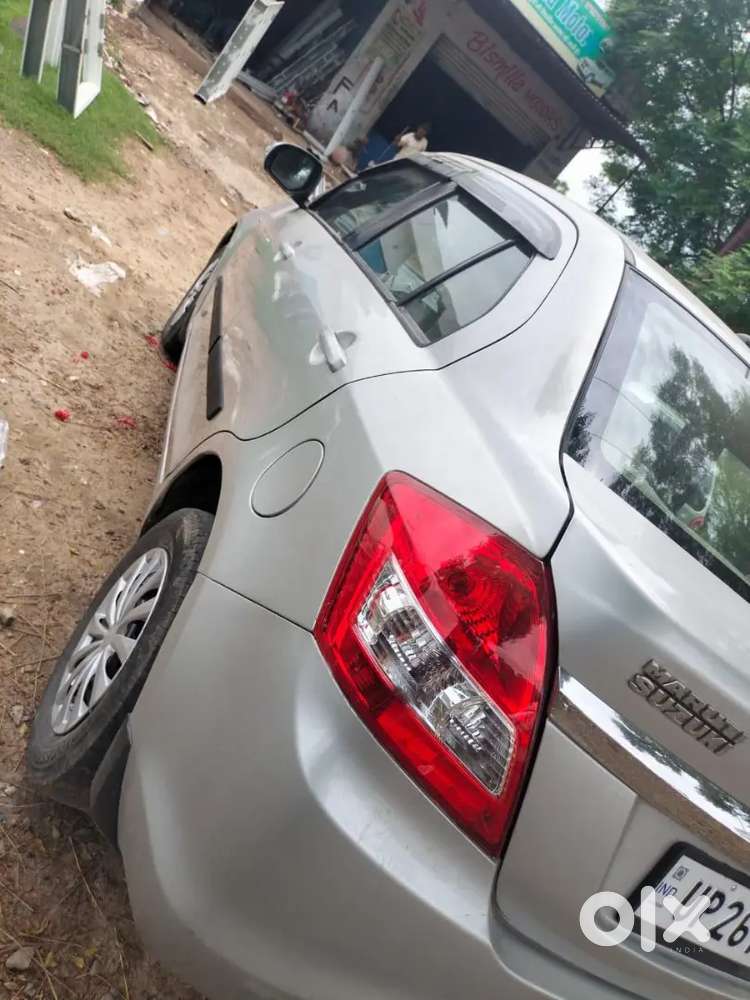 Maruti Suzuki Swift 2017 Good Condition 4 Tayre New