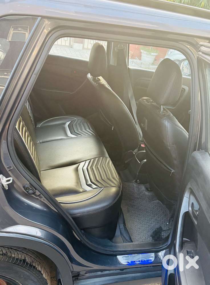 Maruti Suzuki Brezza 1.5 Lxi Smart Hybrid, 2022, Petrol