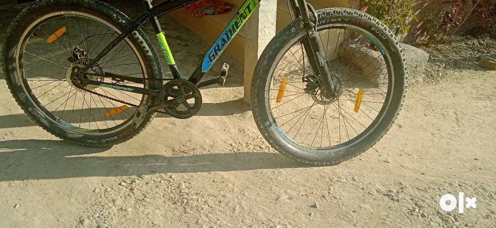 Cycle stand best sale for car olx