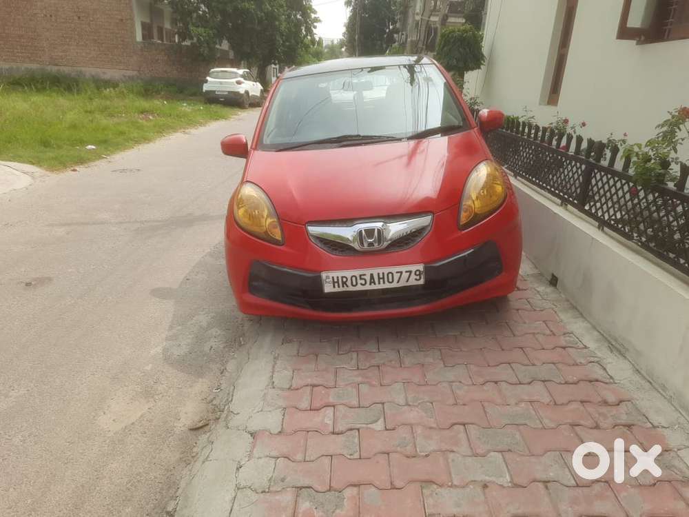 Honda Brio Petrol 2013