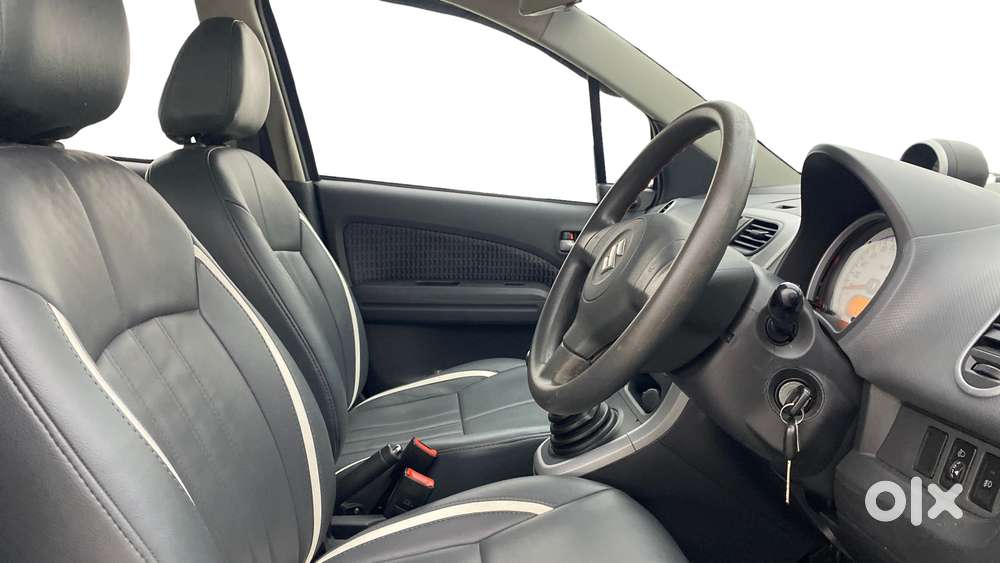 Maruti Suzuki Ritz Vxi, 2013, Petrol