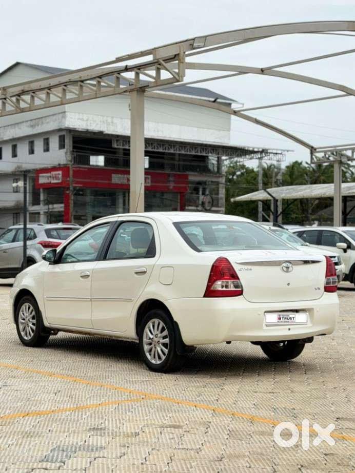 Toyota Etios Vx, 2015, Petrol