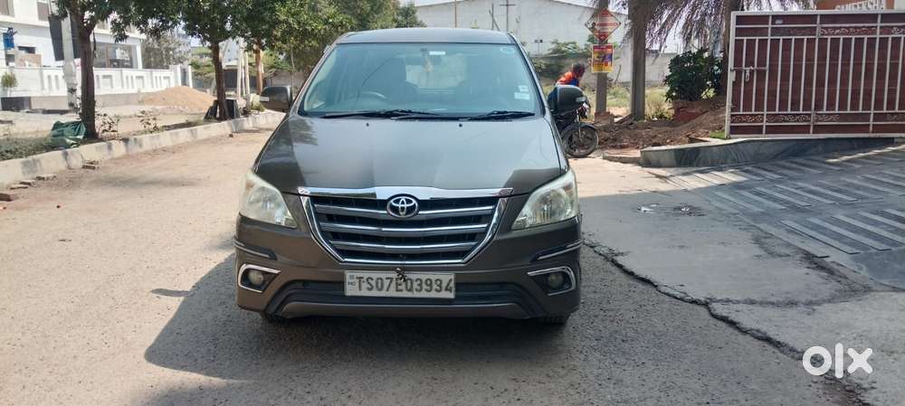 Toyota Innova 2.5 V 7 Str, 2015, Diesel