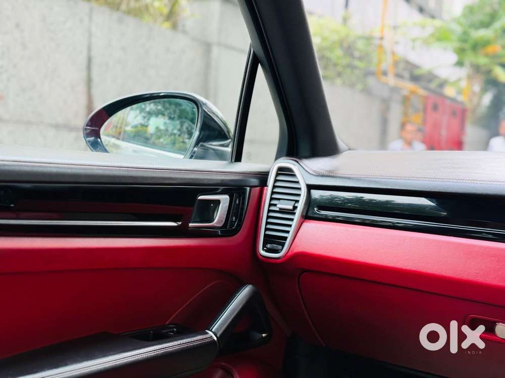 Porsche Cayenne Base, 2022, Petrol